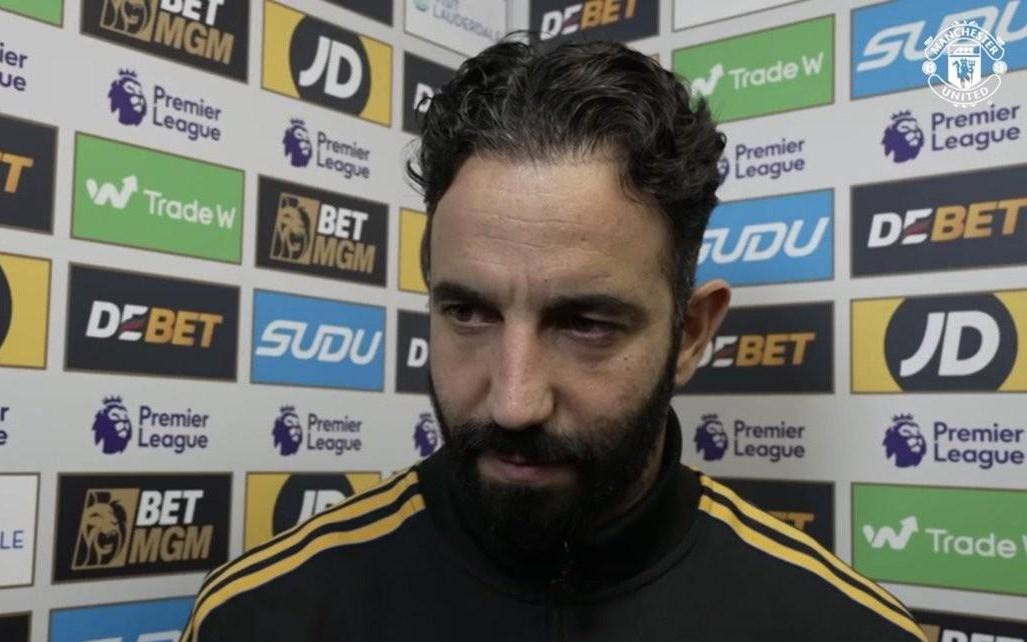 阿莫林：这赛季没有青训球员首发我不在乎这些，我只想赢球