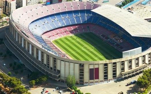 科贝：欧足联方面宣布，欧冠第2轮巴萨将不会在诺坎普对阵巴黎