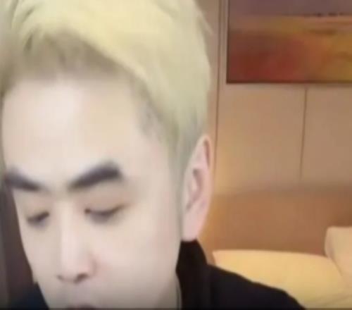 朱开：Meiko没有消息，他今年行情不太好没什么人过问，学弟也是