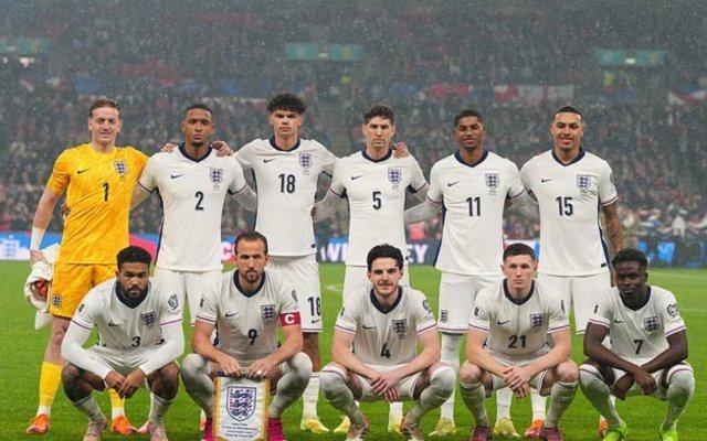 英格兰队宣传照内藏玄机