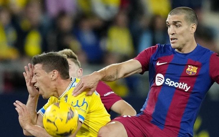 佩德里和费兰托雷斯分享眼中球风最