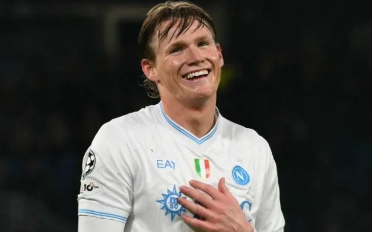 哈曼：麦克托米奈和赖斯很像，他可能会