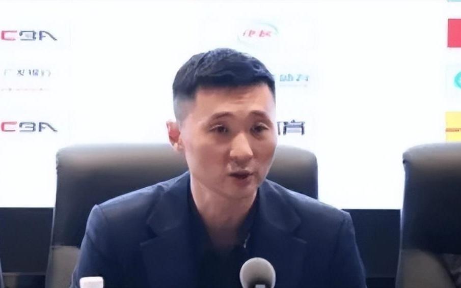 溃败山东又在甩锅！刘炜直指球员防守与思想问题，那自己呢