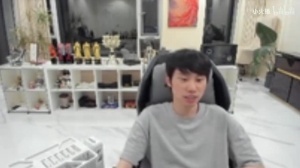 多少Doinb透露自己最火的那几年帮周边的朋友赚的钱超过1000个！