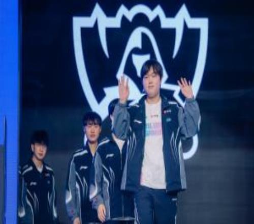 出来混总是要还的Bin职业生涯首次无缘S赛八强,此前三次晋级保底四强