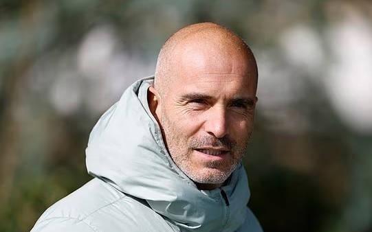 邮报：切尔西高层支持马雷斯卡的轮换