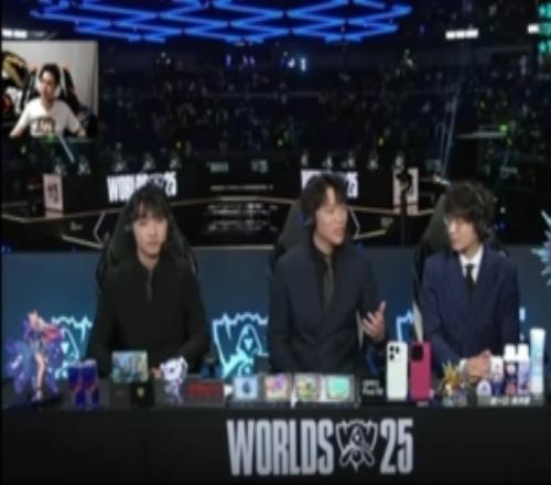 记得：Faker太怪了，入围赛第一天跟今天是同一个人吗