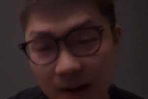 涵艺：WE现在上单Solokill和Cube二选一新签了一个韩国AD很厉害