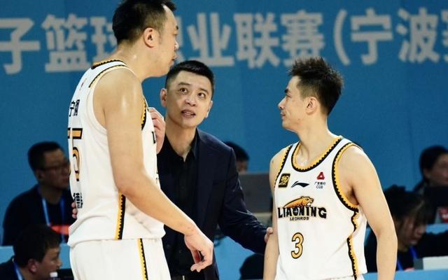 辽宁男篮全新阵容亮相!杨鸣拒绝输球,新援首秀,赵继伟确定出战