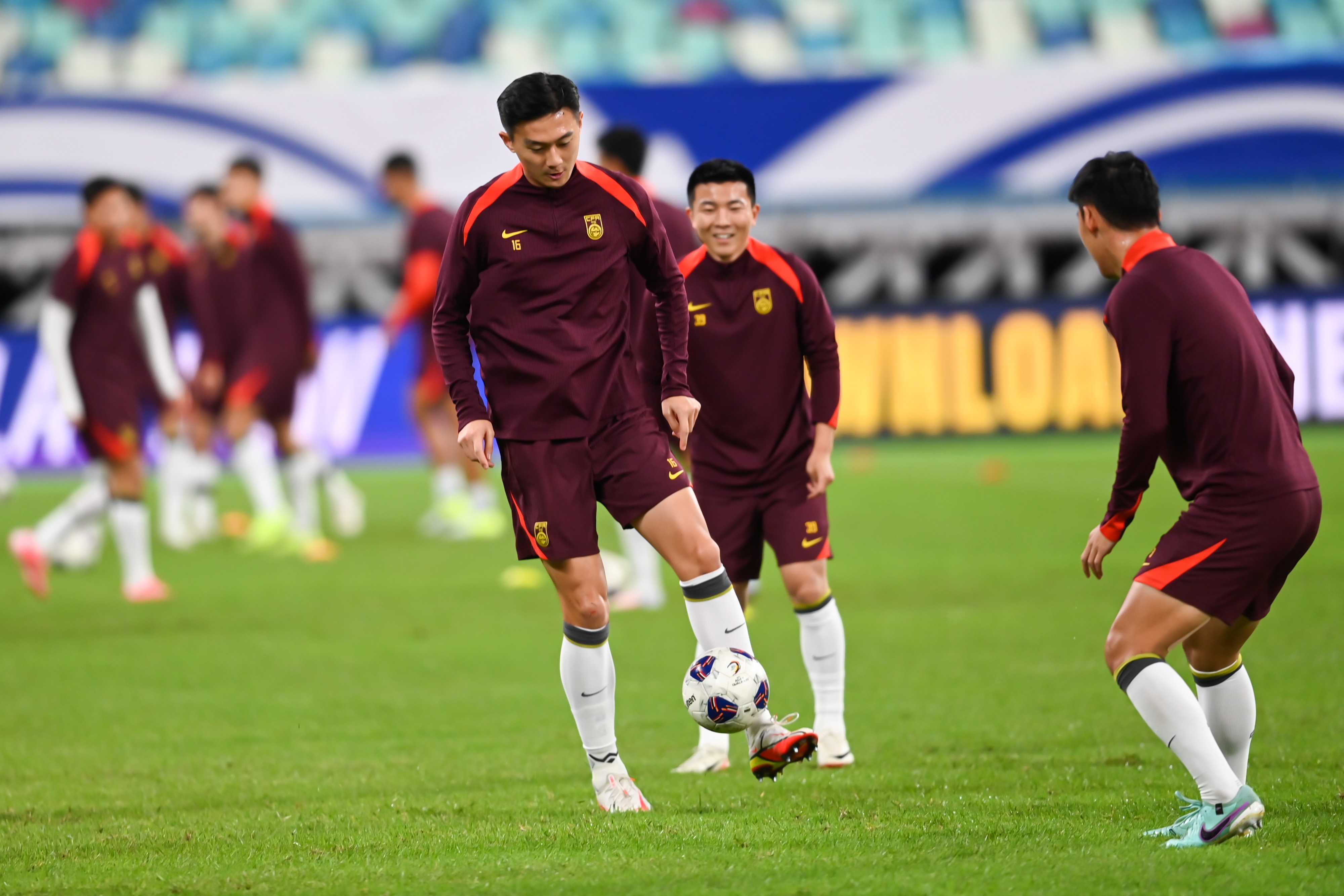 北青：张玉宁参与国足今日合练，三后卫吴少聪、蒋圣龙、魏震缺席