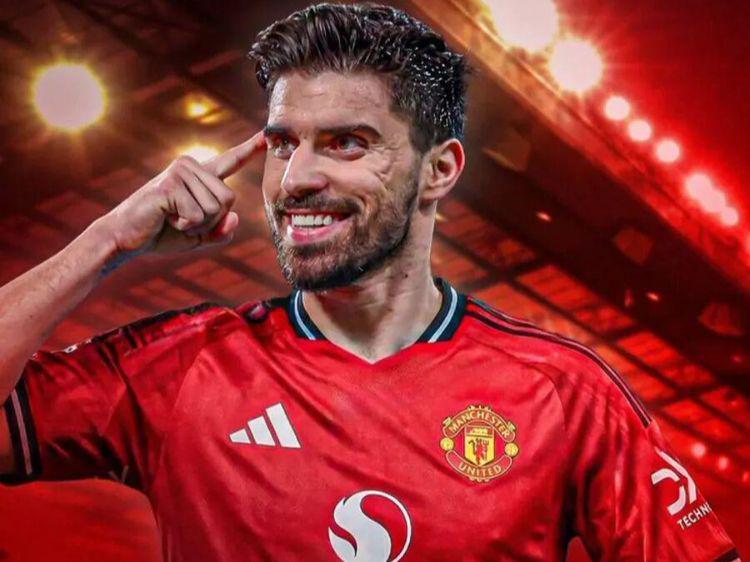 曼联冬窗1500万可签大内维斯！内部已