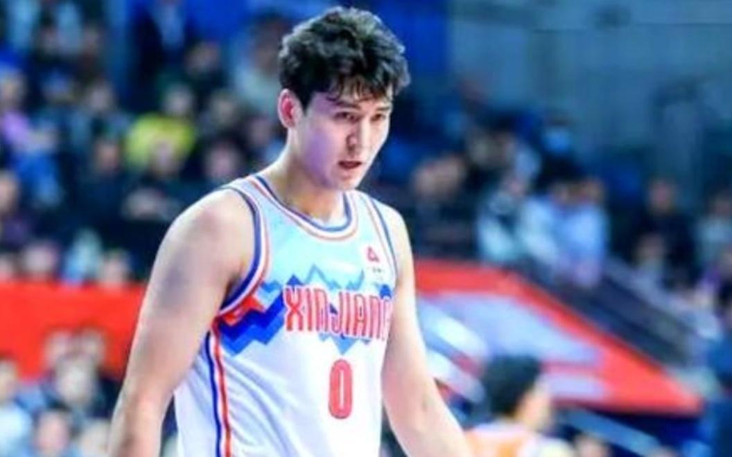 新疆下赛季算是废了！无控卫串联，外援无强解点，刘炜与助教争执