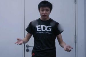 厂长当教练还要被问经典为什么开大：支支吾吾，只能嘴硬人马要大多人的