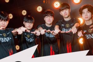 轻松碾过！BFX击败TSW晋级下一轮生死战将战G2胜者晋级四强