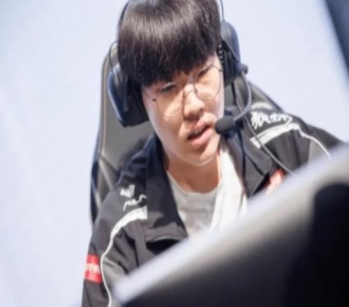 韩网热议AL扳平比分：瑞士轮的T1回来了波比之神Kael