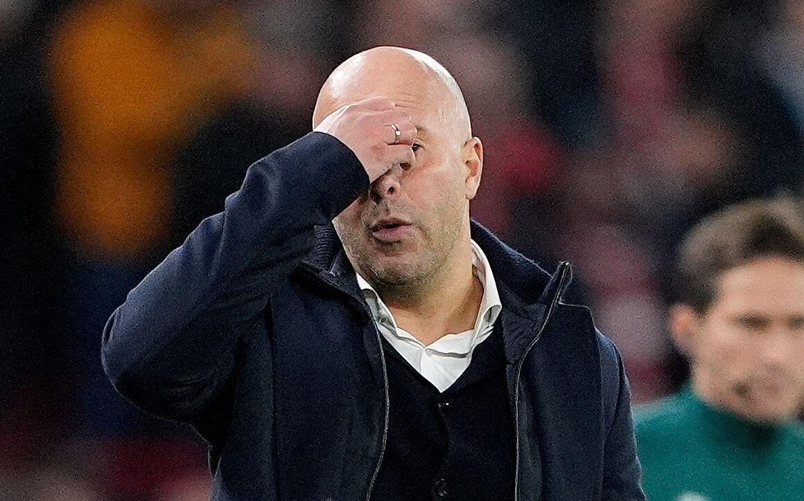 换五后卫阵型斯洛特：我现在甚至没有五名后卫可以用