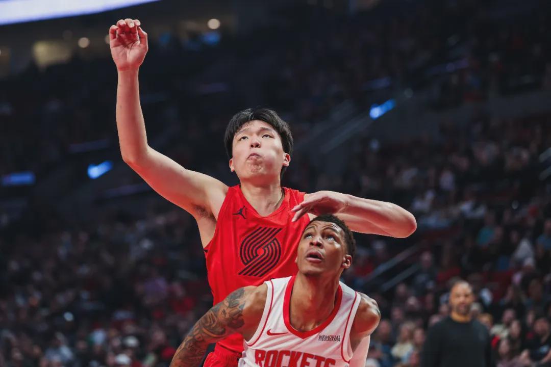 双杀火箭！杨瀚森头部受伤！杜兰特升至历史得分榜第七