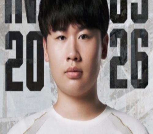 wei转发IG续约动态：一起加油