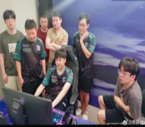 DOTA2博主：战车可能会休息一段时间再重组战队