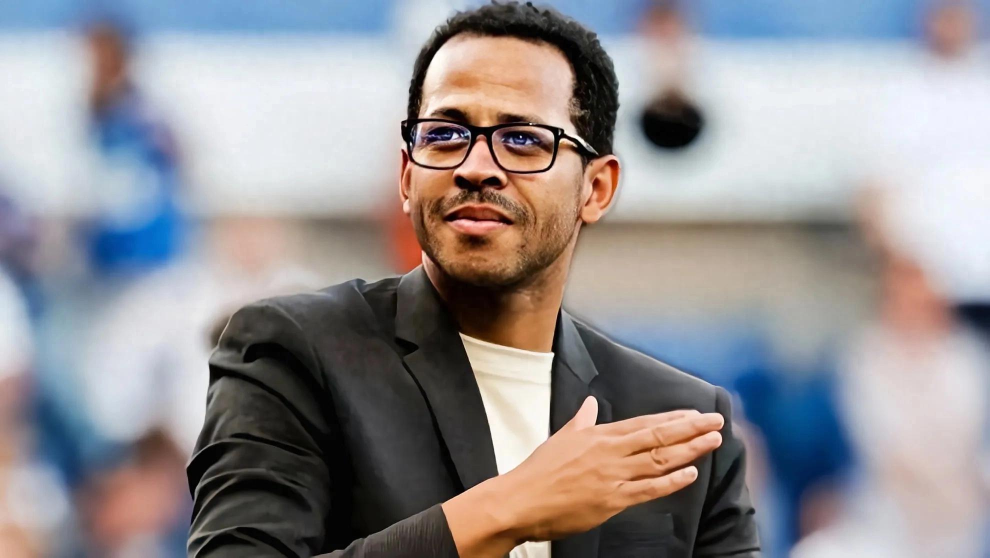 随着谈判的推进，利亚姆罗森尼奥尔接近了切尔西的转会