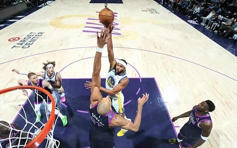 简直是联盟顶级3D侧翼！勇士侧翼新星的情况真是让人无法理解