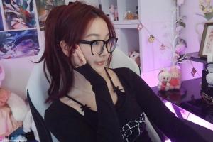 美女解说Kitty：HLETESG2全新的02群聊