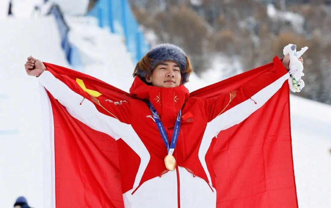 苏翊鸣和徐梦桃不一样的夺冠历程一样的未来目标