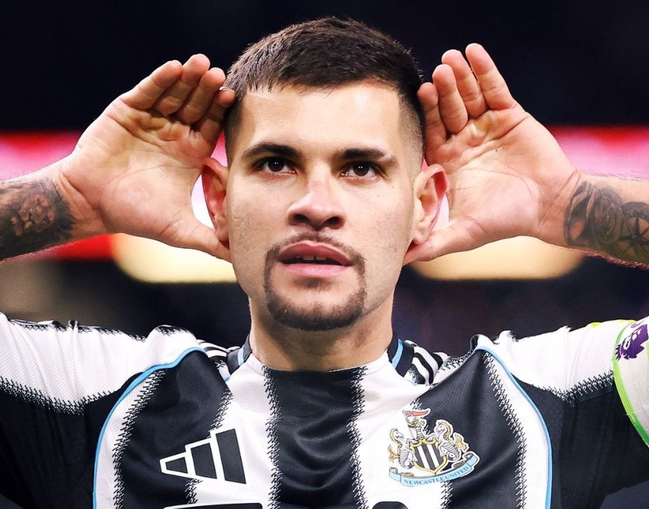 9球6助攻！英媒曝曼联将8000万欧签吉