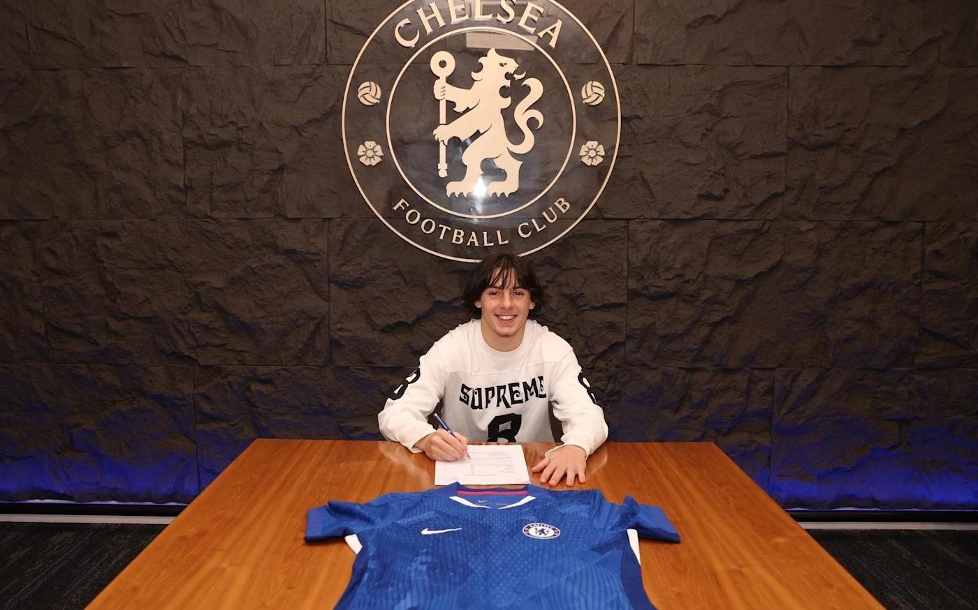 官方：切尔西与17岁中场易卜拉欣拉巴