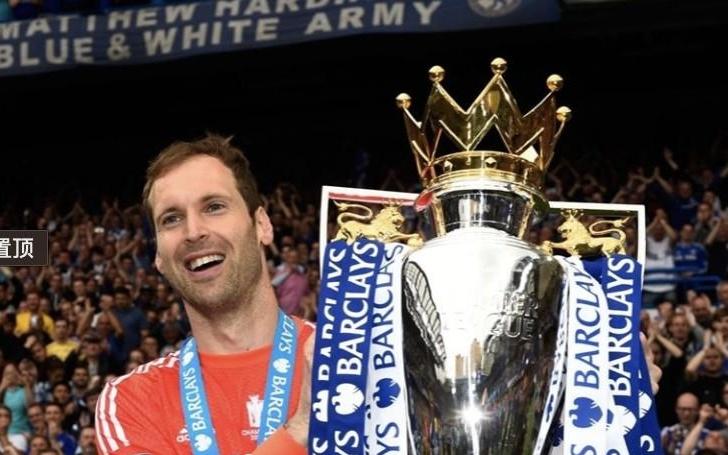 卡拉格将切赫选为英超最伟大门将：直