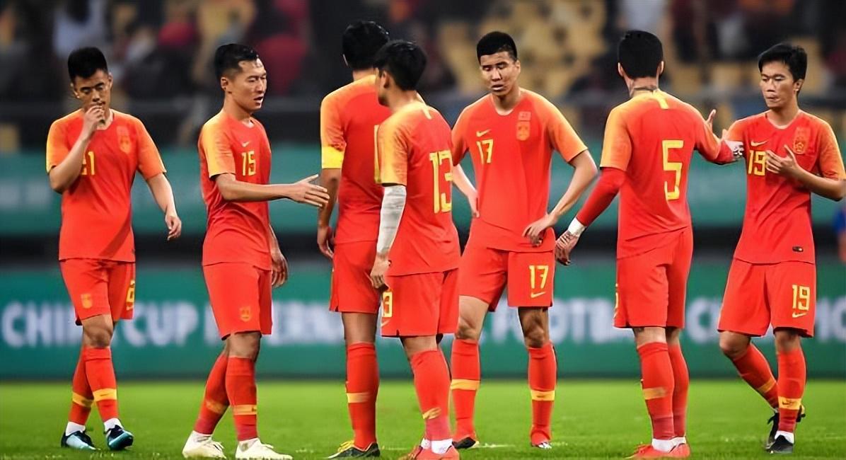 评分5.8！他刚首次入选国足就在本轮