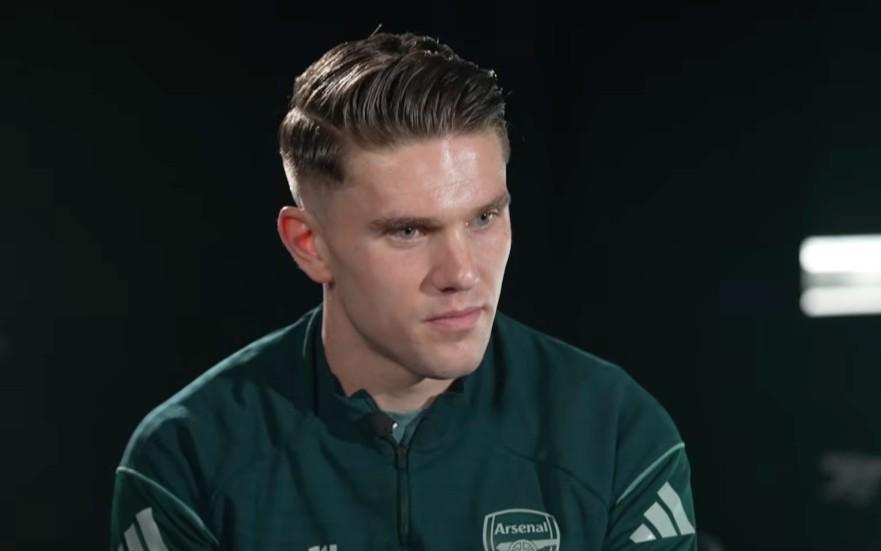 哲凯赖什：枪手的团队氛围非常好，我和