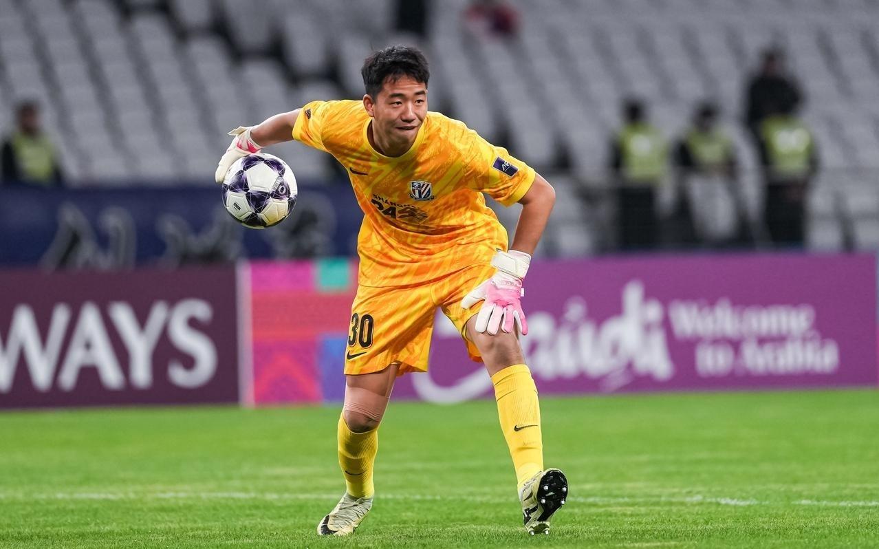 申花为了冠军拼了，引进前AC米兰、阿森纳教练，补强最弱一环