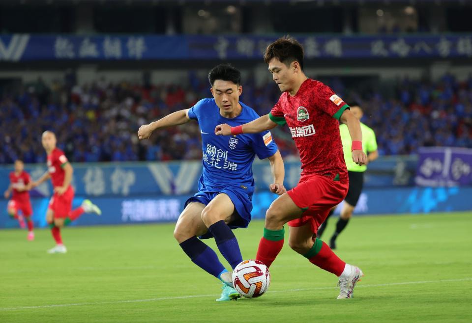 新赛季起飞！中超黑马敲定32岁泰山主