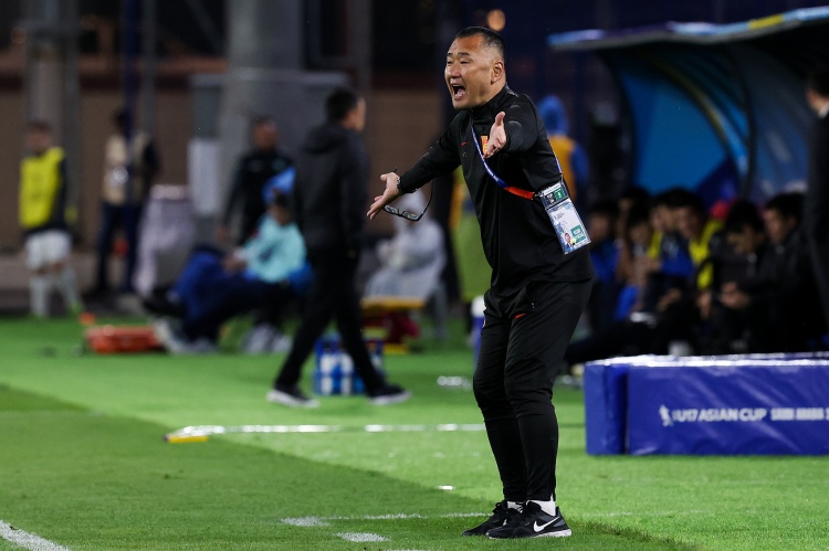 触目惊心上村健一：U17亚洲杯屡遭干预嘴上说尊重我其实不然