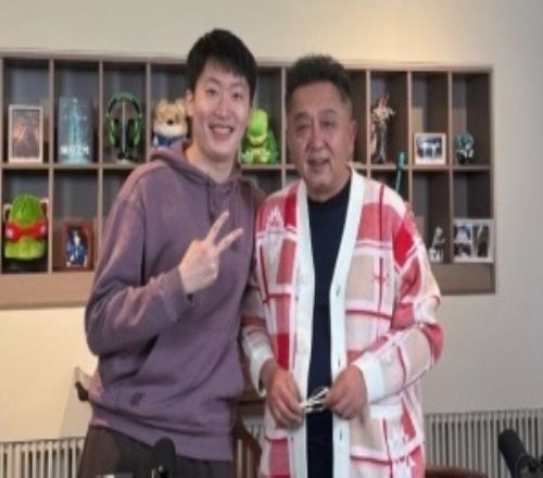 管泽元更博：今天和大米，RITA解说最后一场八进四能创造历史吗！