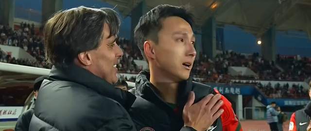 谢幕！史成龙首次中超首发献尴尬失误