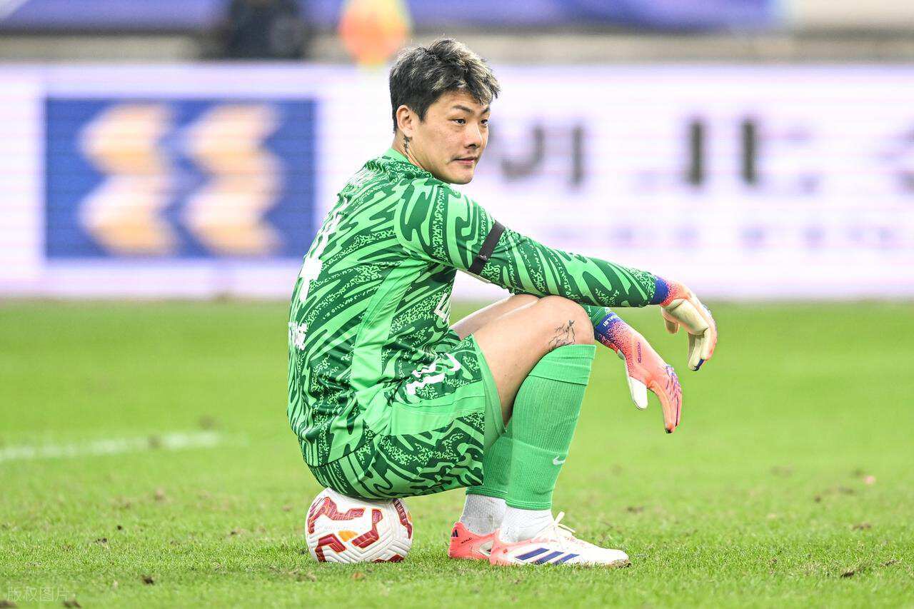 王大雷无缘中超最佳门将候选名单，球