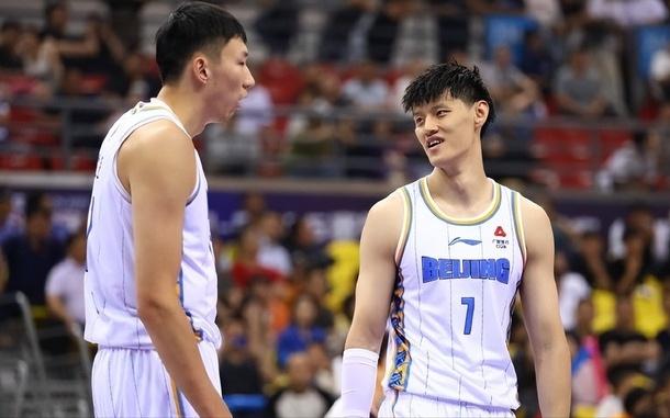 北京首钢官宣曾凡博回归！3年B类合同，多方辟谣千万年薪