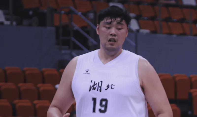 开劳斯莱斯从CBA打到NBL,李月汝前男友赵义明令人叹息