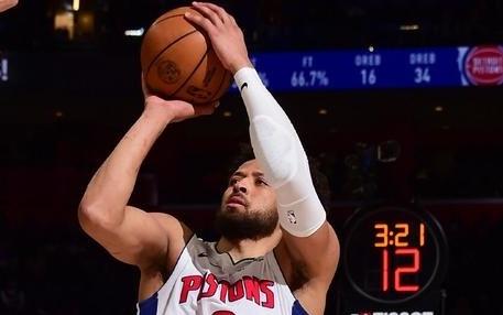 MVP榜：亚历山大约基奇稳居前二坎宁