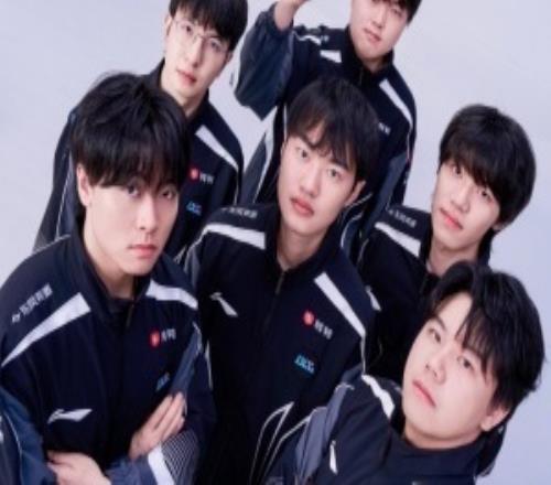 打个VKS满头大汗全靠左手C！吧友认为BLG状态如何能运营到八强吗