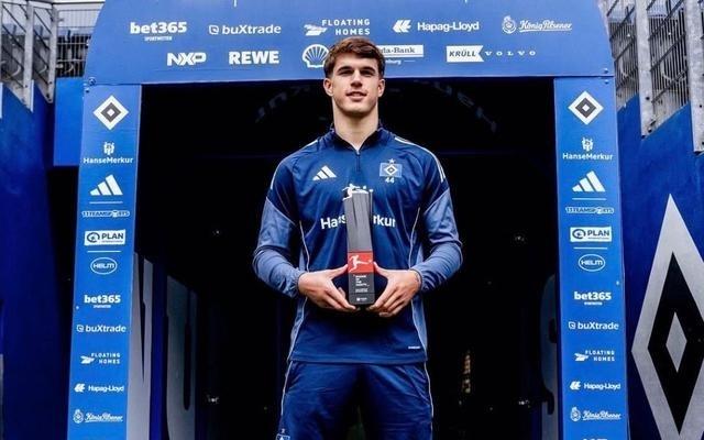 武什科维奇谈拒绝曼城加盟热刺：我认