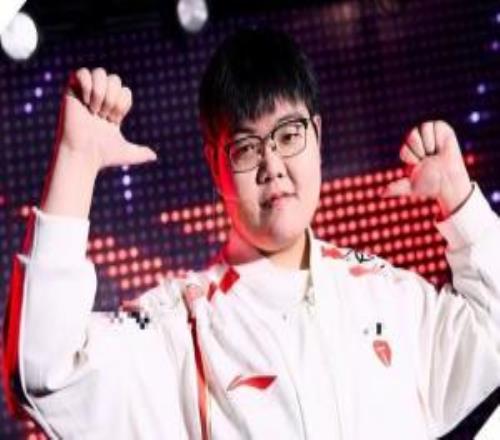 369：我想遇到所有的LCK队伍，想看看我们和他们交手会是怎么样的