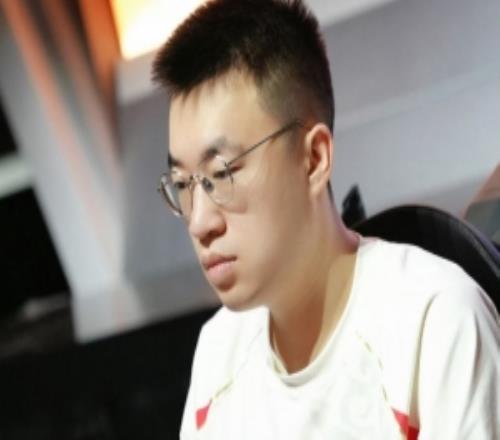 相信虎大将军！二路直播爆料：24日赛后抽签嘉宾是xiaohu