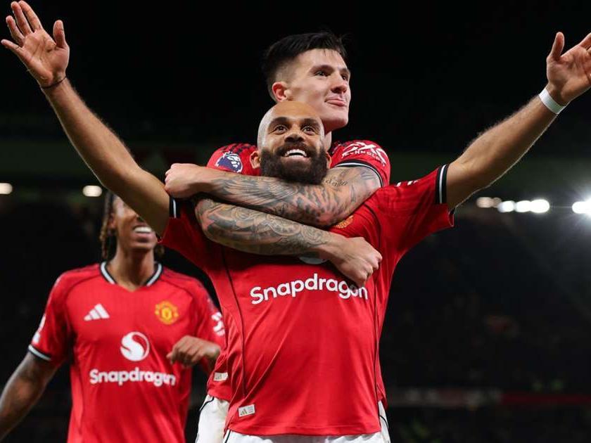 鲁尼对姆贝莫由黑转粉，称其为曼联今