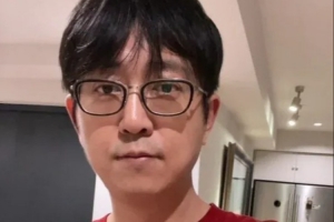 《黑神话》杨奇小红书晒春节美食换上喜庆新头像