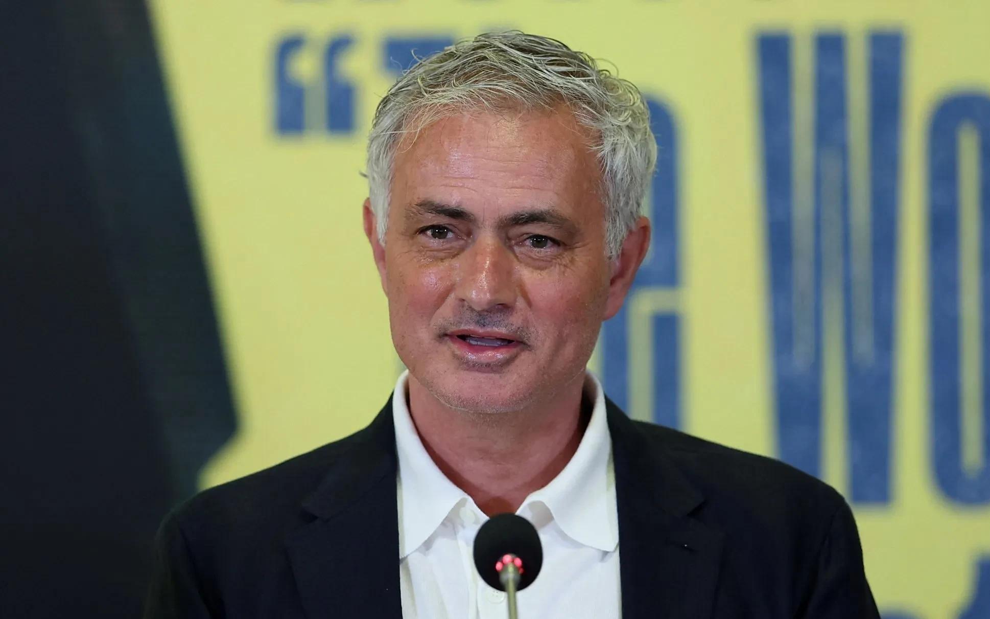 上任后迎新难题！穆里尼奥遇魔鬼赛程，欧冠一胜难求，将对阵皇马