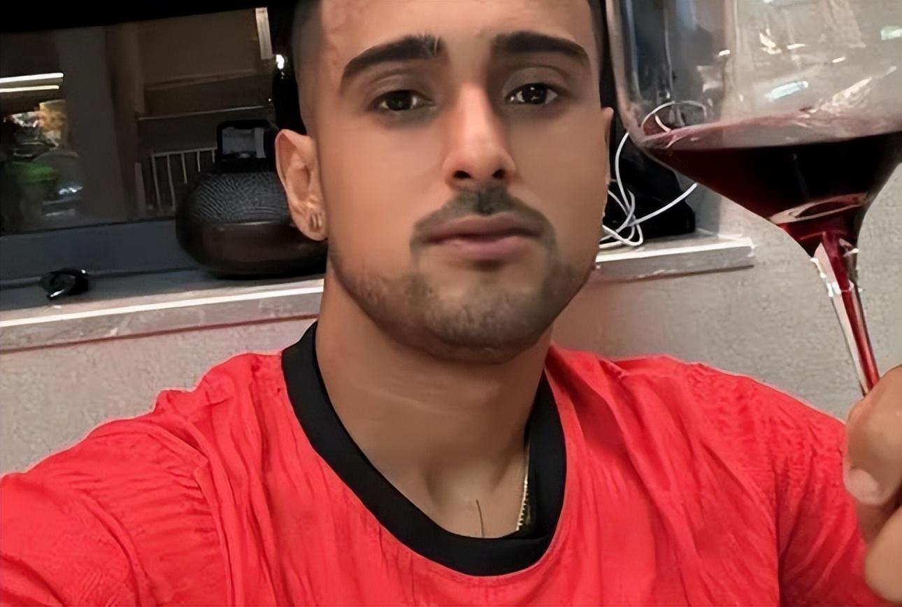 上港本土离队第一人正式敲定，记者公开确认，潜在新东家浮出水面