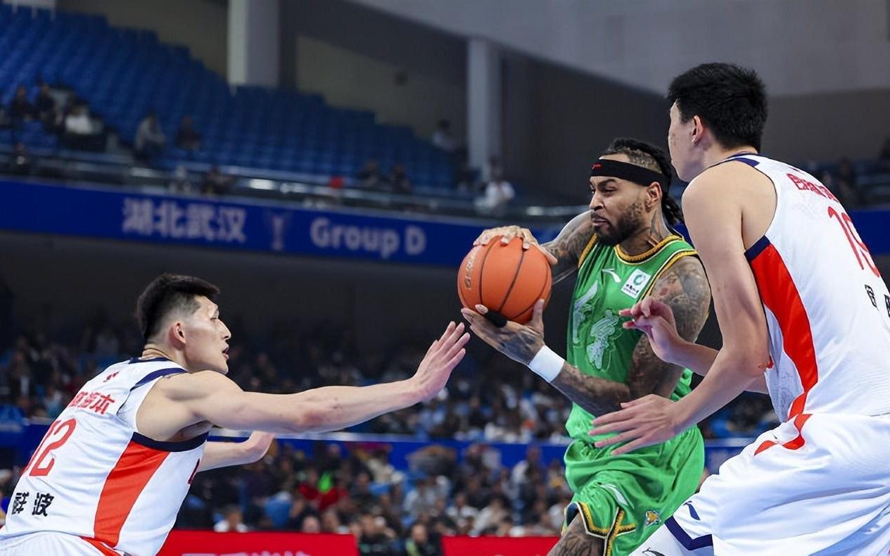 CBA俱乐部杯，香港金牛连胜CBA球队，辽